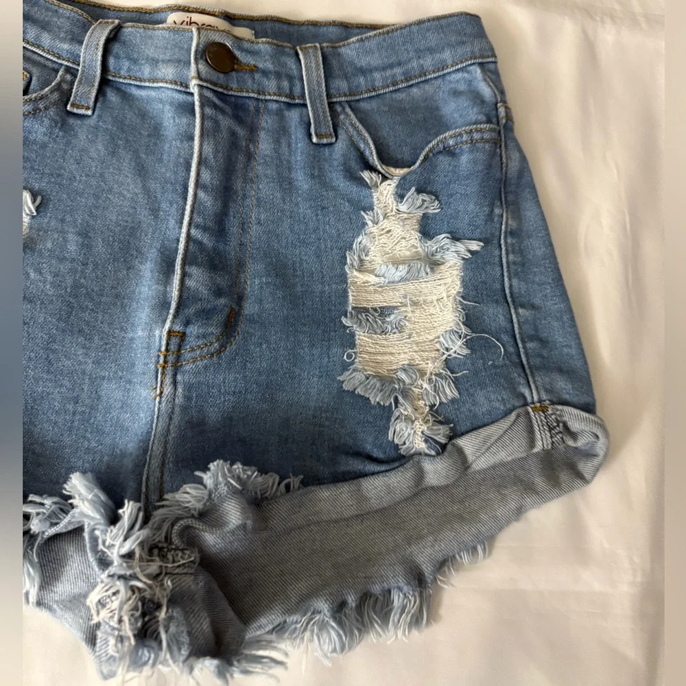 Vibrant M.I.U great used
